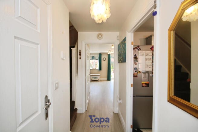 41e2db83-Entrance 20Hall.JPG