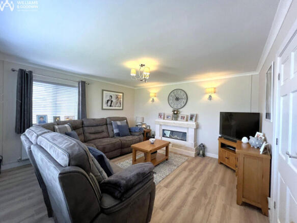 Sarn Estate, Llanfechell, Anglesey, LL68 photo 4
