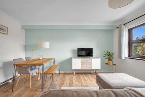 Coppermill Lane, Walthamstow, London, E17