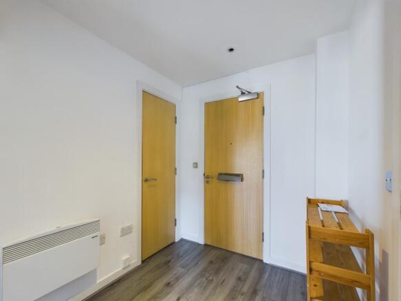 1 bed Apartment to rent Image 7
