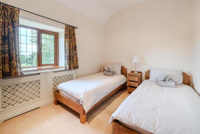 Bedroom2.jpg