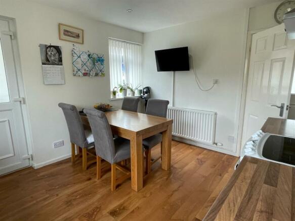 Dining Room.jpg