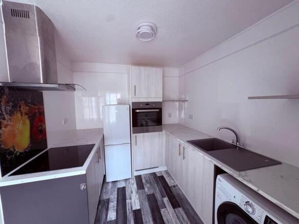 Kitchen 2