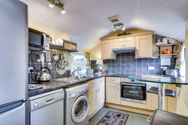 Azalea Kitchen