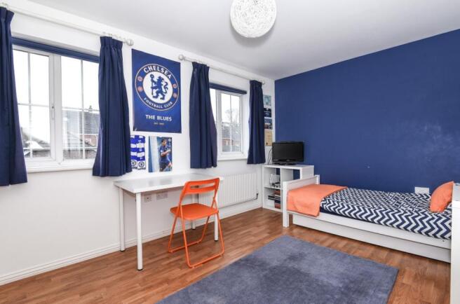 7 Caspian Close