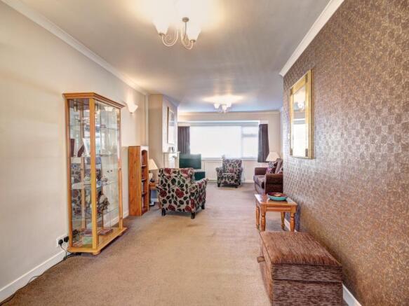 Lounge / Dining Room