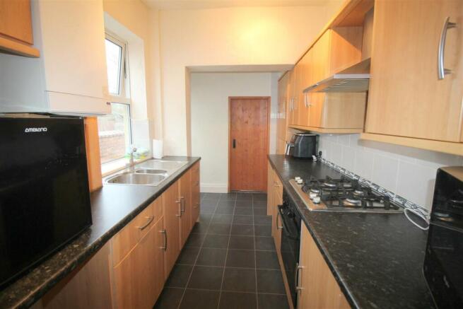 St Andrews Road North, 136, kitchen.JPG