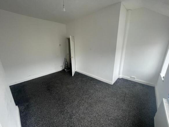 3 bed Terraced for sale Image 7