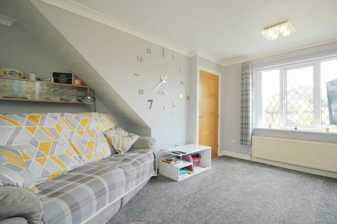 2 bed Semi-Detached for sale Image 2