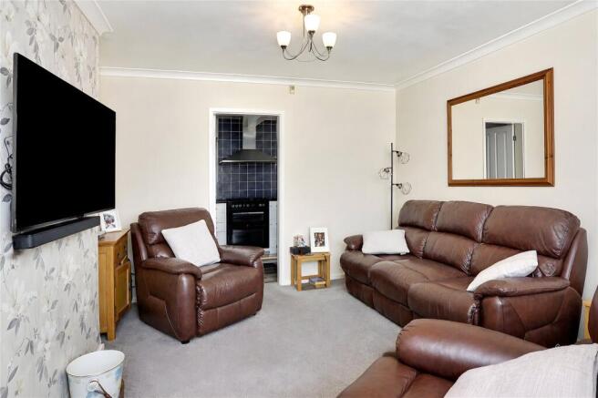 2 bed Semi-Detached for sale Image 4