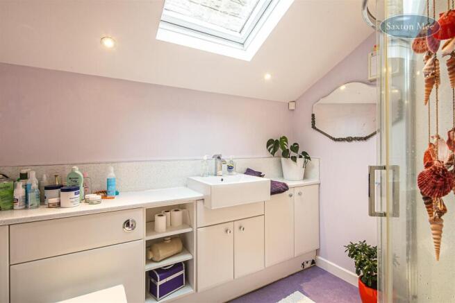 3 bed Semi-Detached for sale Image 11