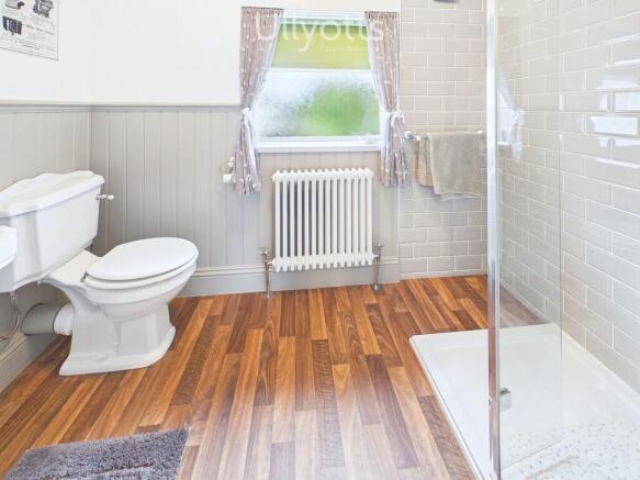 4 bed Semi-Detached for sale Image 11