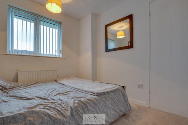 Bedroom 2.3