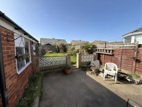 3 bed Semi-Detached for sale Image 8