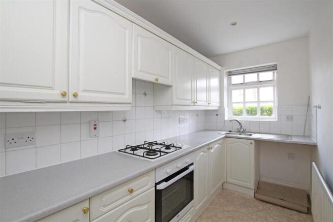15BM - Kitchen 1.jpg