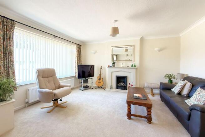 Mill Road Avenue, Angmering, BN16 photo 3