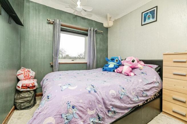 3 bed Semi-Detached for sale Image 8