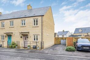 21, Brays Avenue, Tetbury GL8 8TL