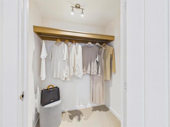 2 bed Apartment for sale Image 8