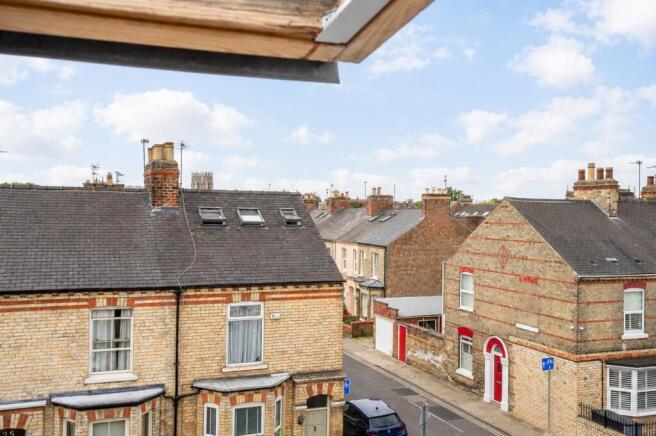 4 bed Terraced for sale Image 9