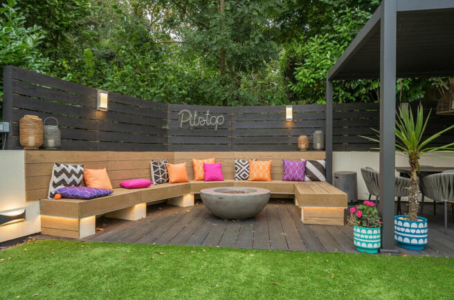 Photo 32