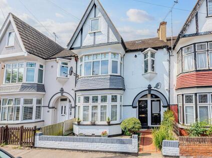 Oakleigh Park Drive, Leigh-On-Sea