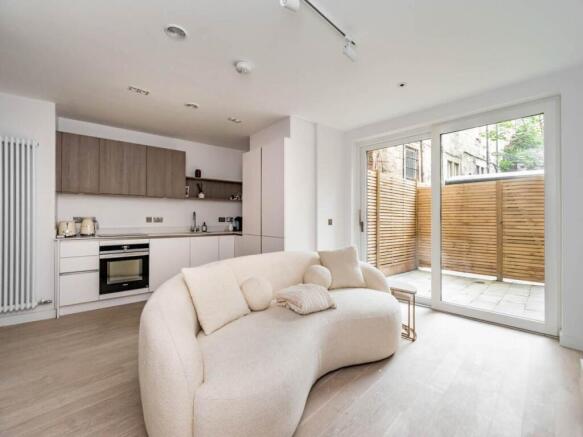 70297_7-1CanaanLane-