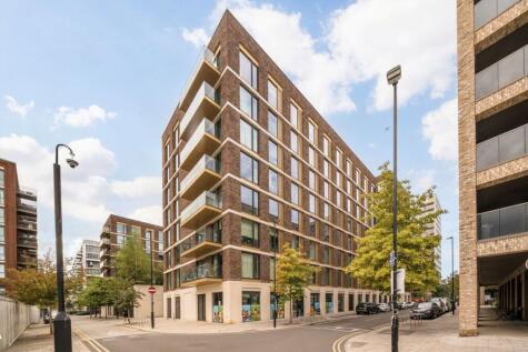 Clipper Street, Royal Wharf