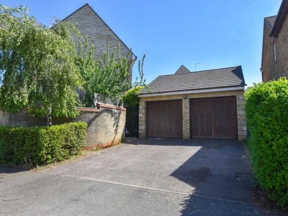 Double Garage & Driveway
