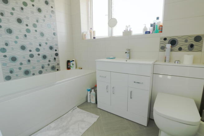 Bathroom.JPG