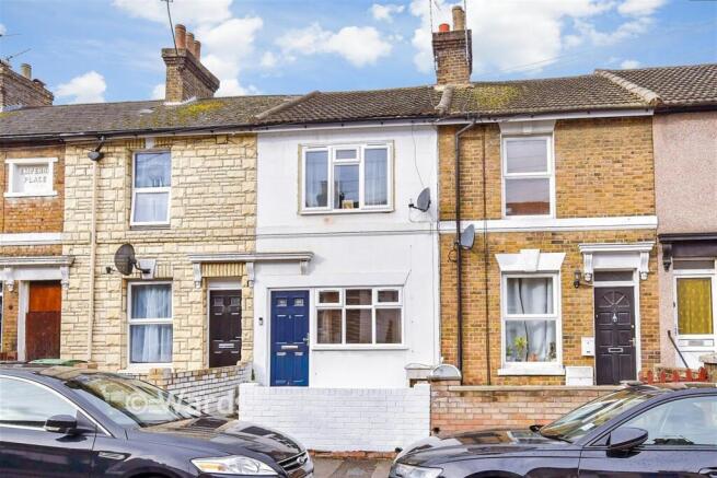 2-bed terraced on Melville Road, Maidstone, Kent, £250,000