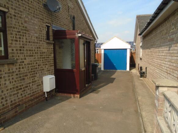 2 bed Bungalow to rent Image 8