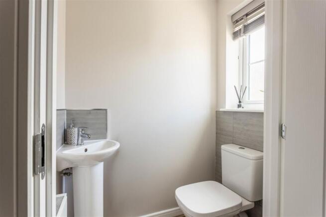 2 bed Semi-Detached for sale Image 12