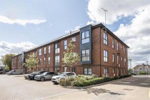 Flat 25, 3 Percival House, Kellett Street, Uxbridge UB10 0YB