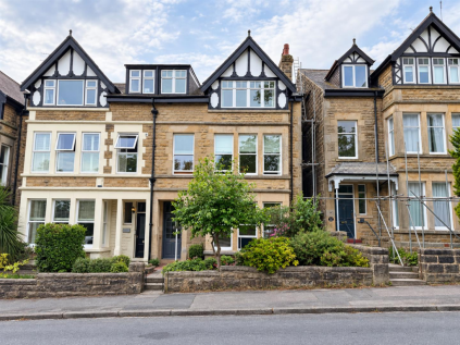 Harlow Moor Drive, Harrogate