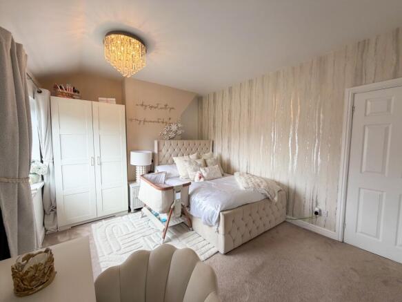 2 bed Semi-Detached for sale Image 10