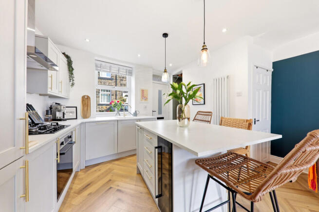 2 bed Terraced for sale Image 9