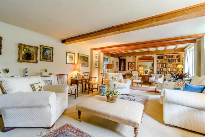 8433227-interior05.jpg