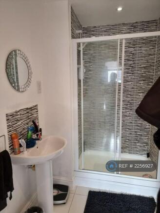 Ensuite-1