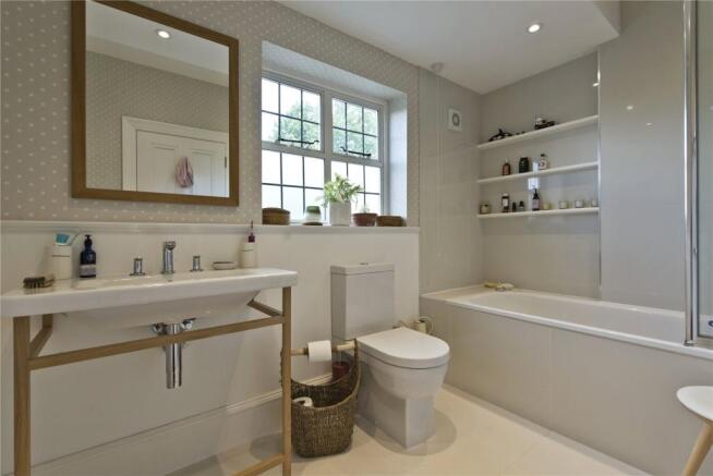 Family Bathoom