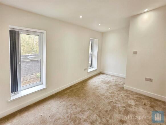 2 bed Apartment to rent Image 7