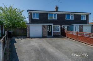 39, Glastonbury Avenue, Cheadle Hulme, Cheadle SK8 7PS