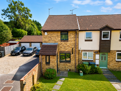 61 Boundary Close, Swindon, Wiltshire, SN2 7TG