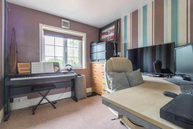 Bedroom 3 (Double)