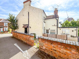 First Floor Flat, 39b, Copsewood Road, Watford WD24 5DY