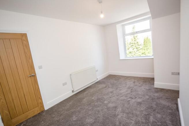1 bed Apartment to rent Image 6