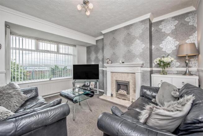 Living Room: