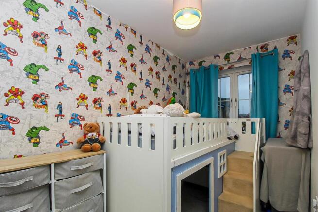 3 bed Semi-Detached for sale Image 8