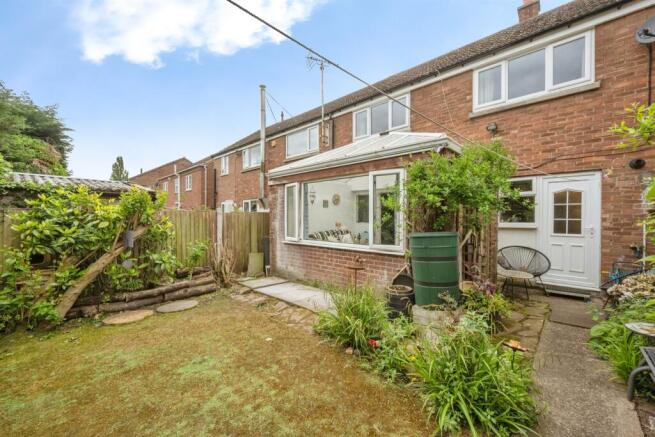 2 bed Terraced for sale Image 10