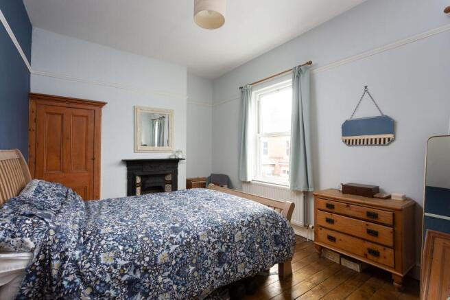3 bed Terraced for sale Image 8